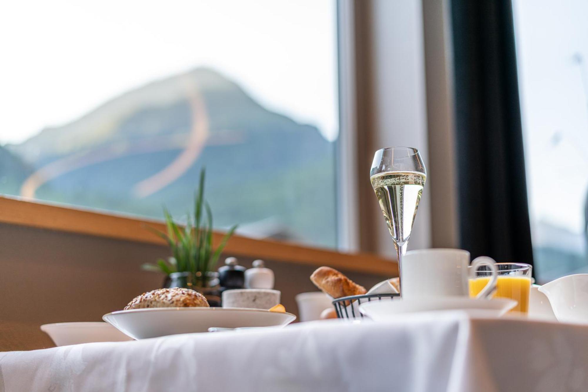 Bergland Design- Und Wellnesshotel Solden Ngoại thất bức ảnh